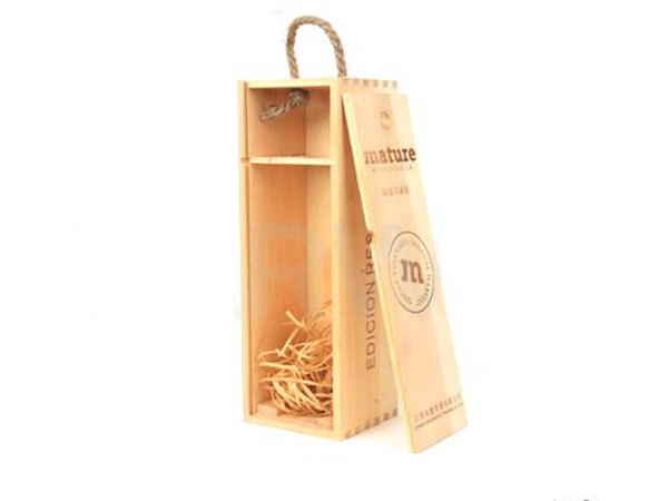 One set wooden wine box