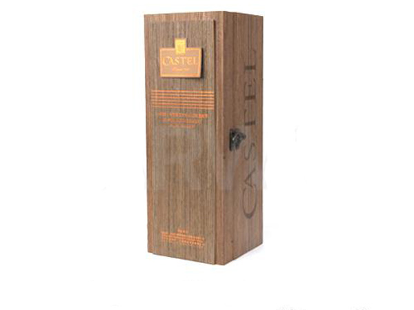 One set wooden wine box