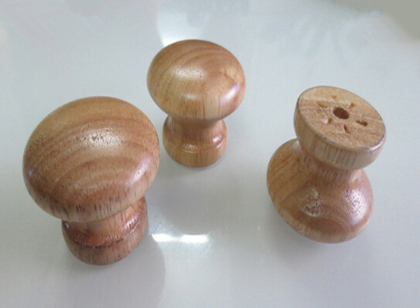 Wood Round Cabinet Knob/Painted