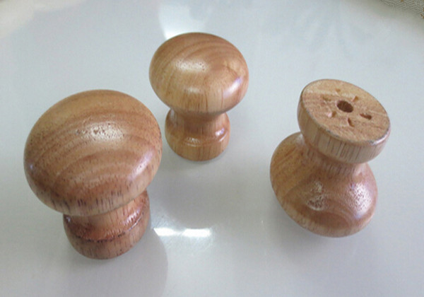 Wood Round Cabinet Knob/Painted