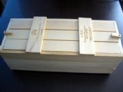 One set wooden wine box